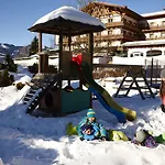 Oberforsthof Hotel 4*