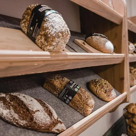 Oberforsthof فندق